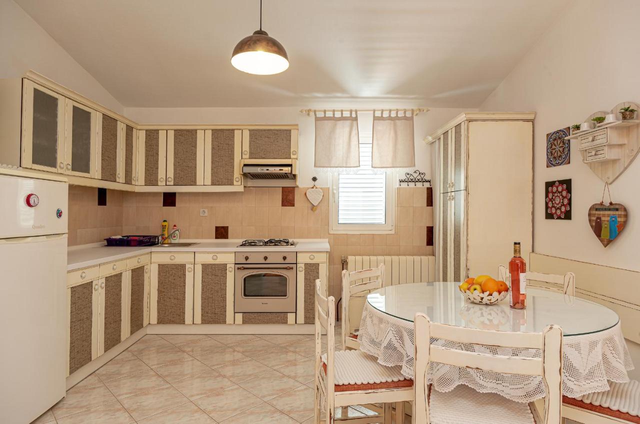 Apartments Villa Lilla 바스카보다 외부 사진