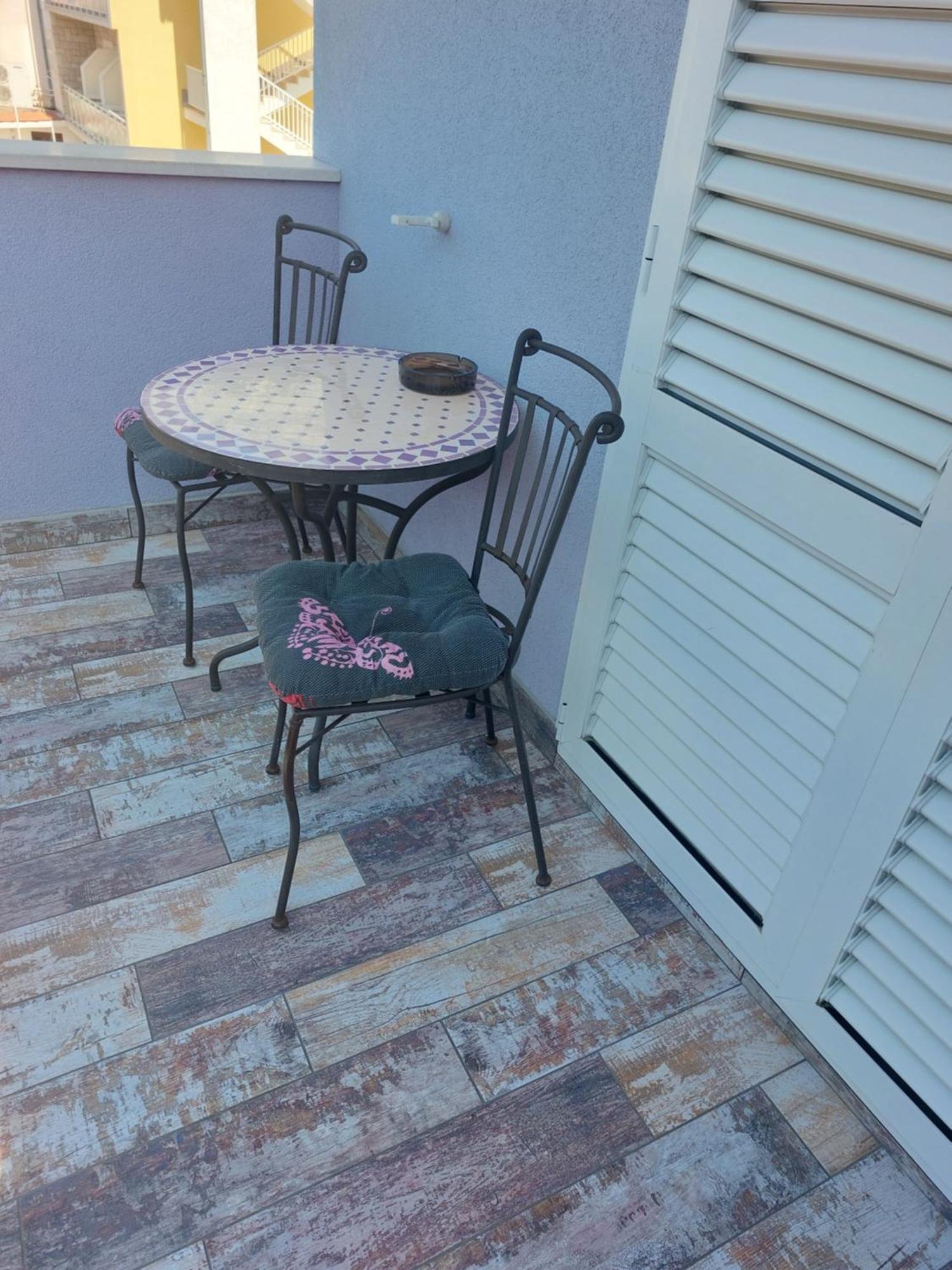 Apartments Villa Lilla 바스카보다 객실 사진